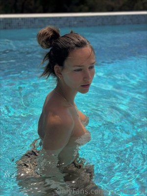 Rachel Cook Photo #172