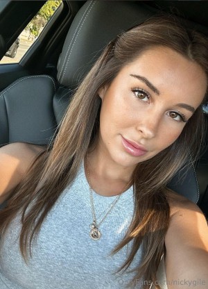 Nicky Gile Photo #251