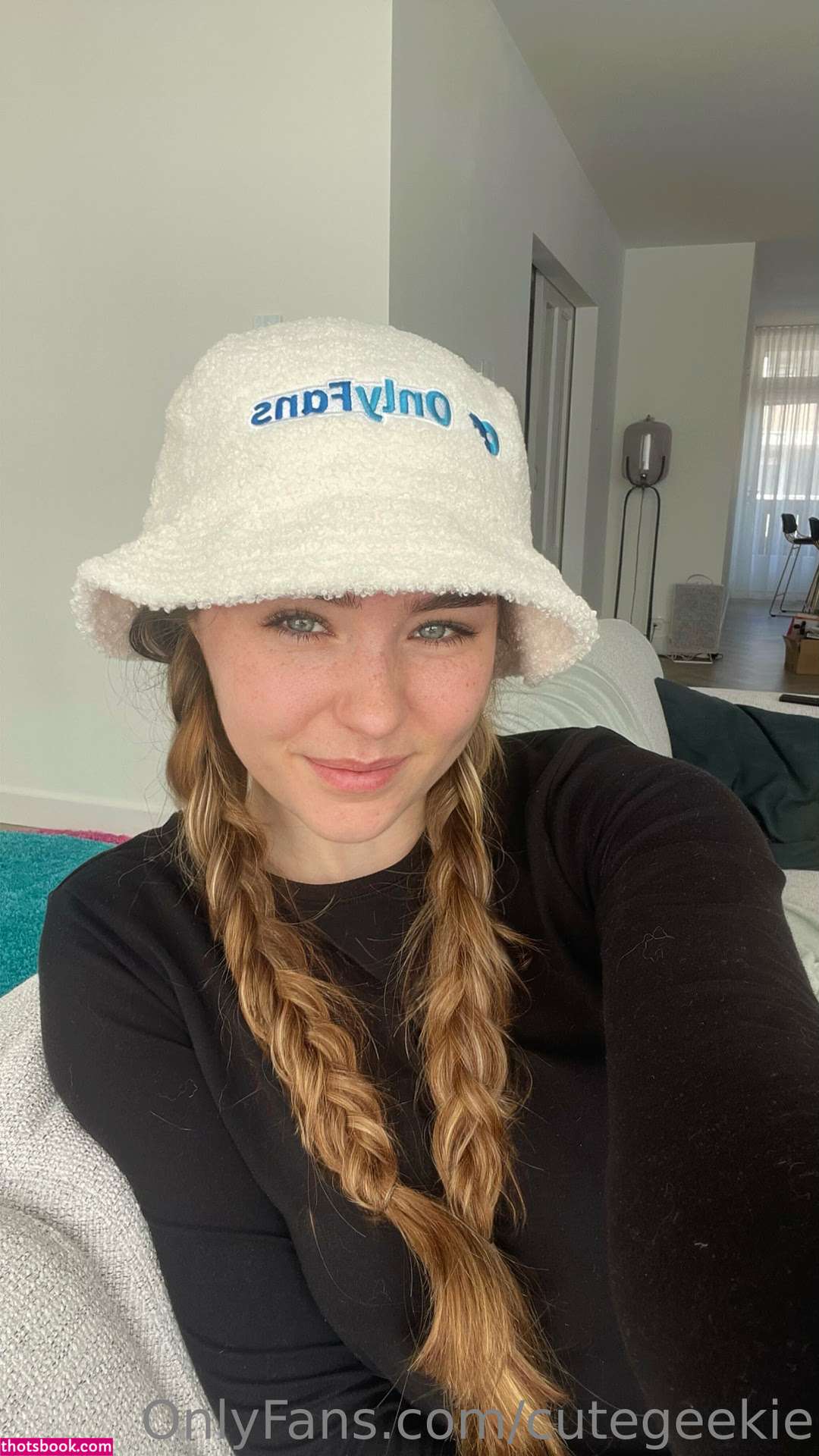 Cutegeekie Photo #273