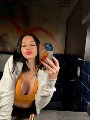 Karli Mergenthaler Photo #76