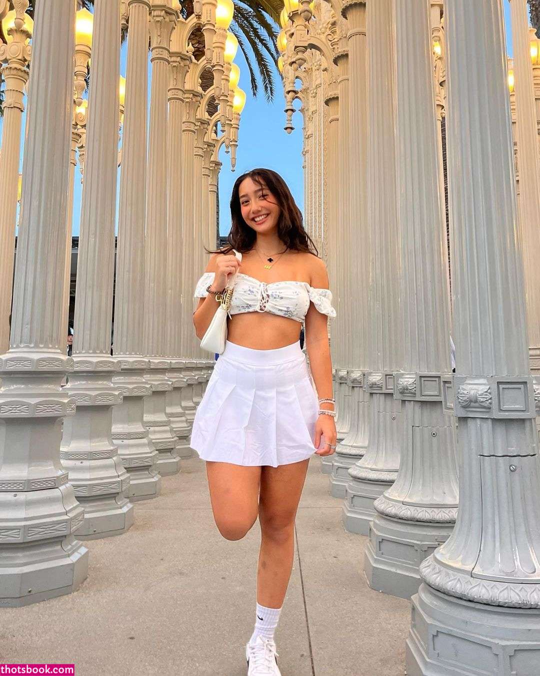 Sabrina Pezeshkian Photo #30