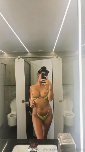 Alice Goodwin Photo #251