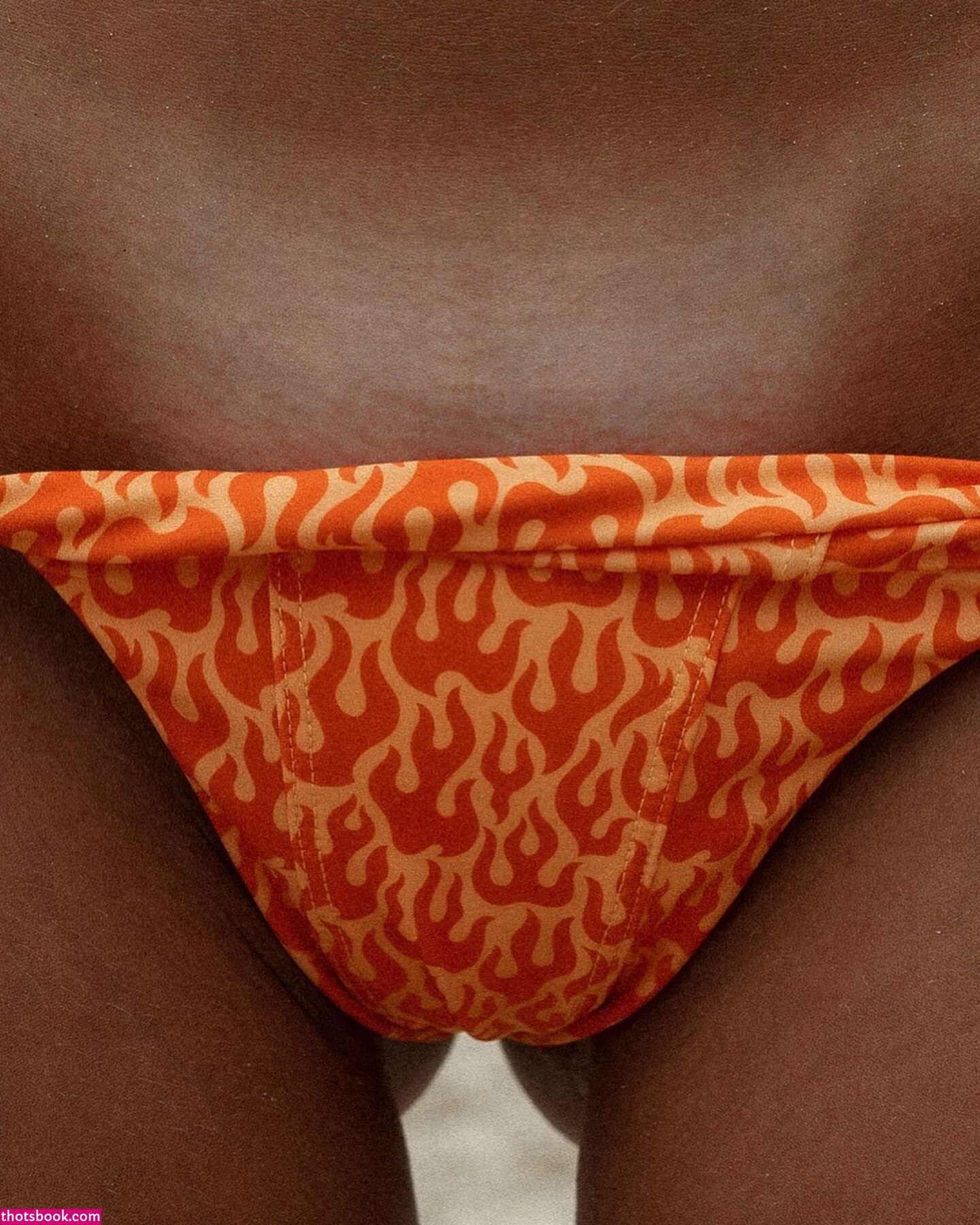 Chloe Campbell Photo #3