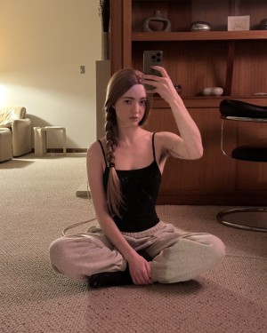 zoeplzshutup Post #1