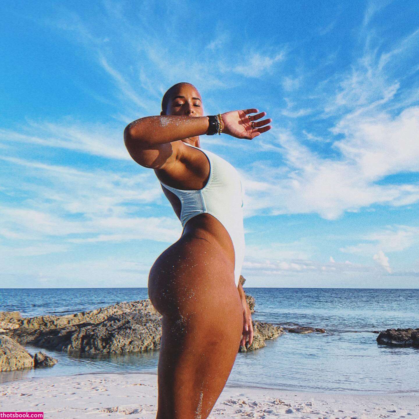 Bahayogi Alex Kaufmann Photo #23