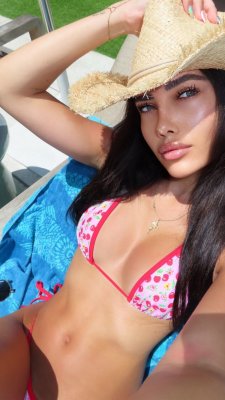 Gigi Papasavvas Photo #48