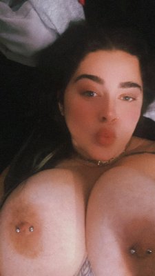 Mamacitaaxo Photo #14