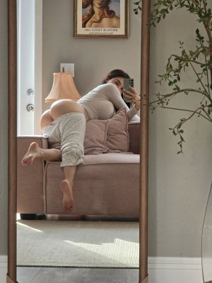 Jessica Beppler Photo #25