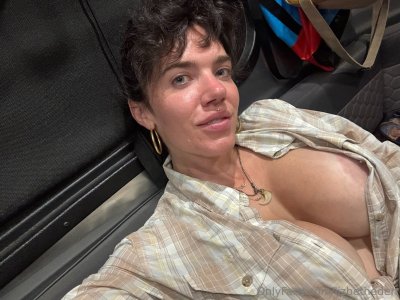 Lizbeth Eden Photo #233