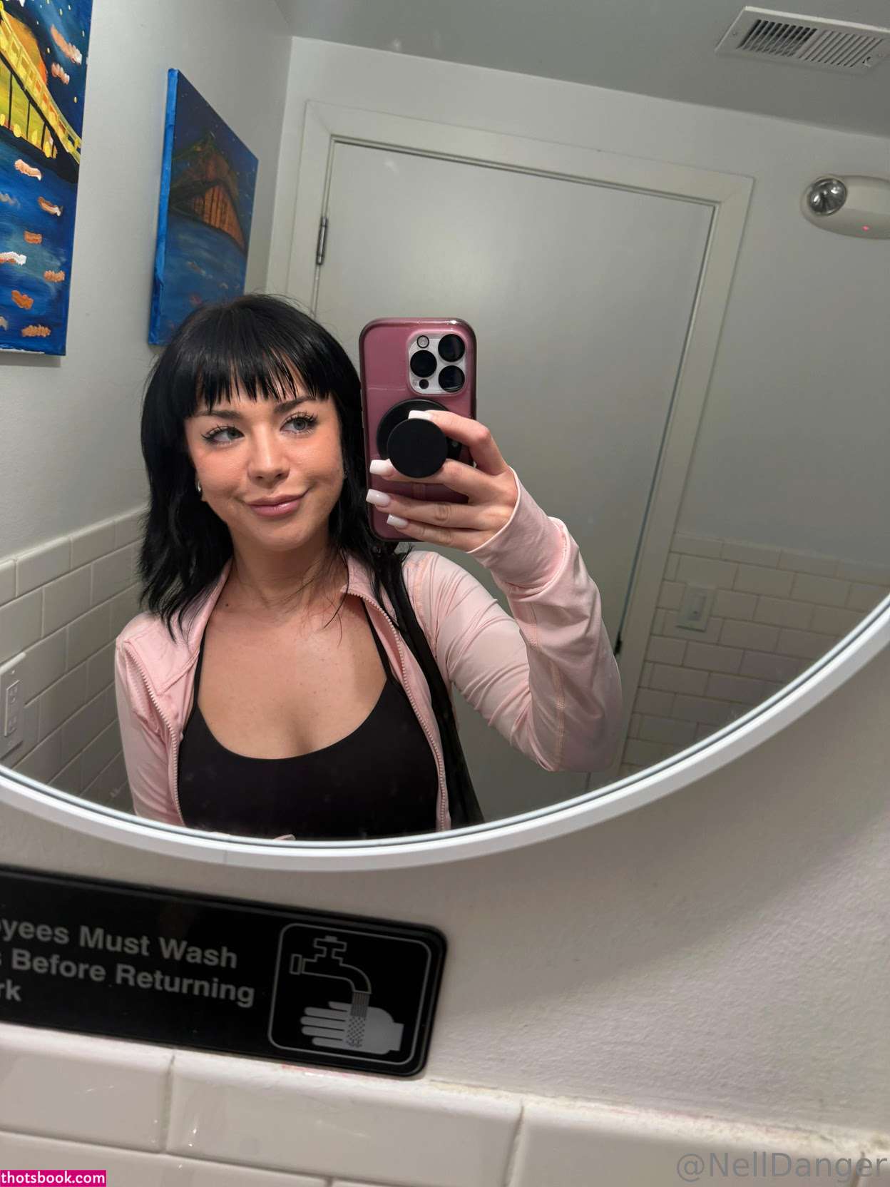 Nelldanger Photo #10