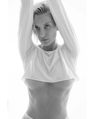 Didem Soydan Photo #21