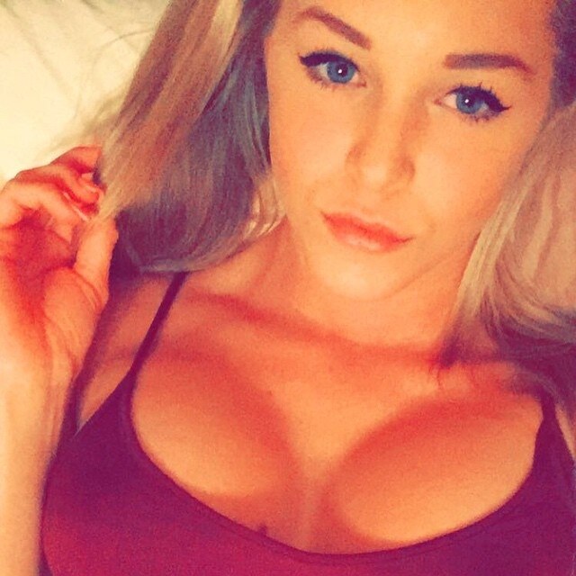Courtney Tailor Photo #37