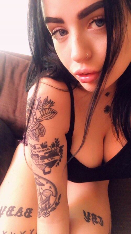 Lydiagh0st Photo #26