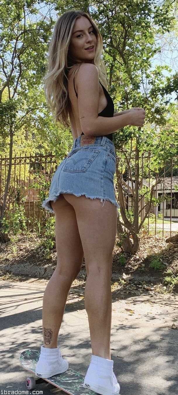 Daisy Keech Photo #244