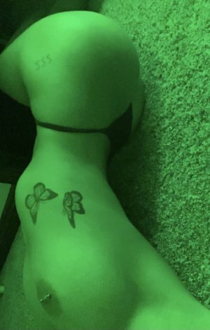 Sophie Riedemann Photo #5