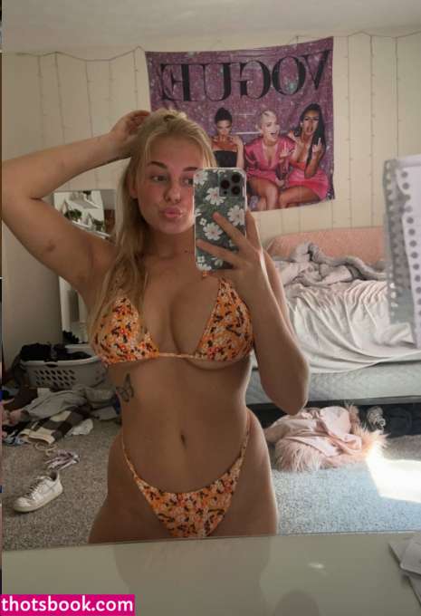 Sophie Riedemann Photo #57