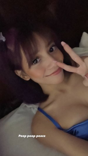 Eeveenara Photo #18