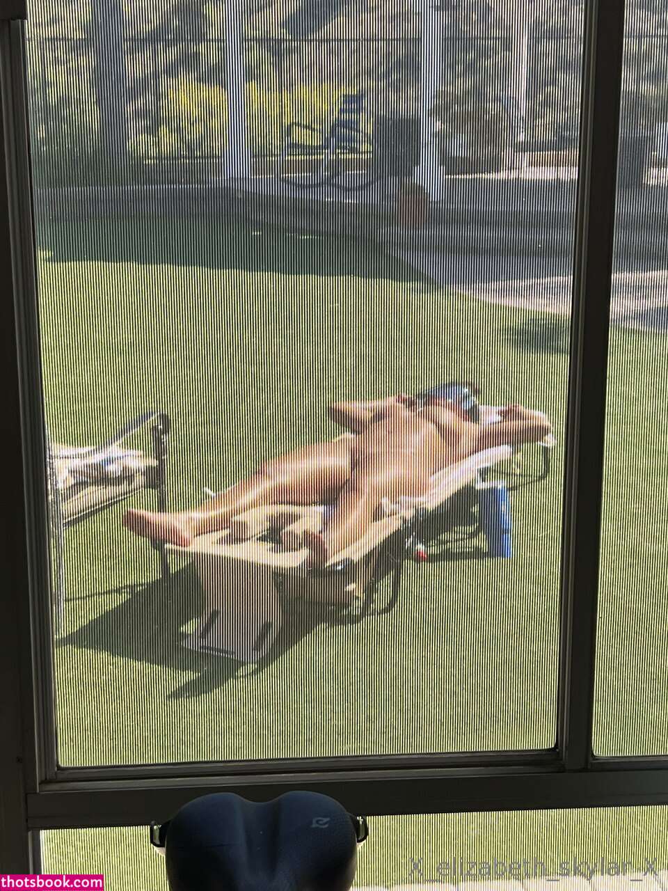 Elizabeth Skylar Photo #56