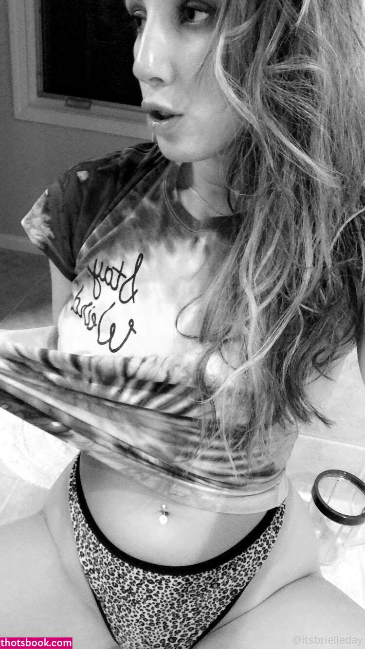 Brielle Day Photo #135