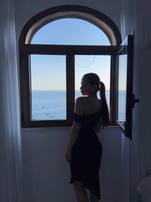 Fiona Barron Photo #115