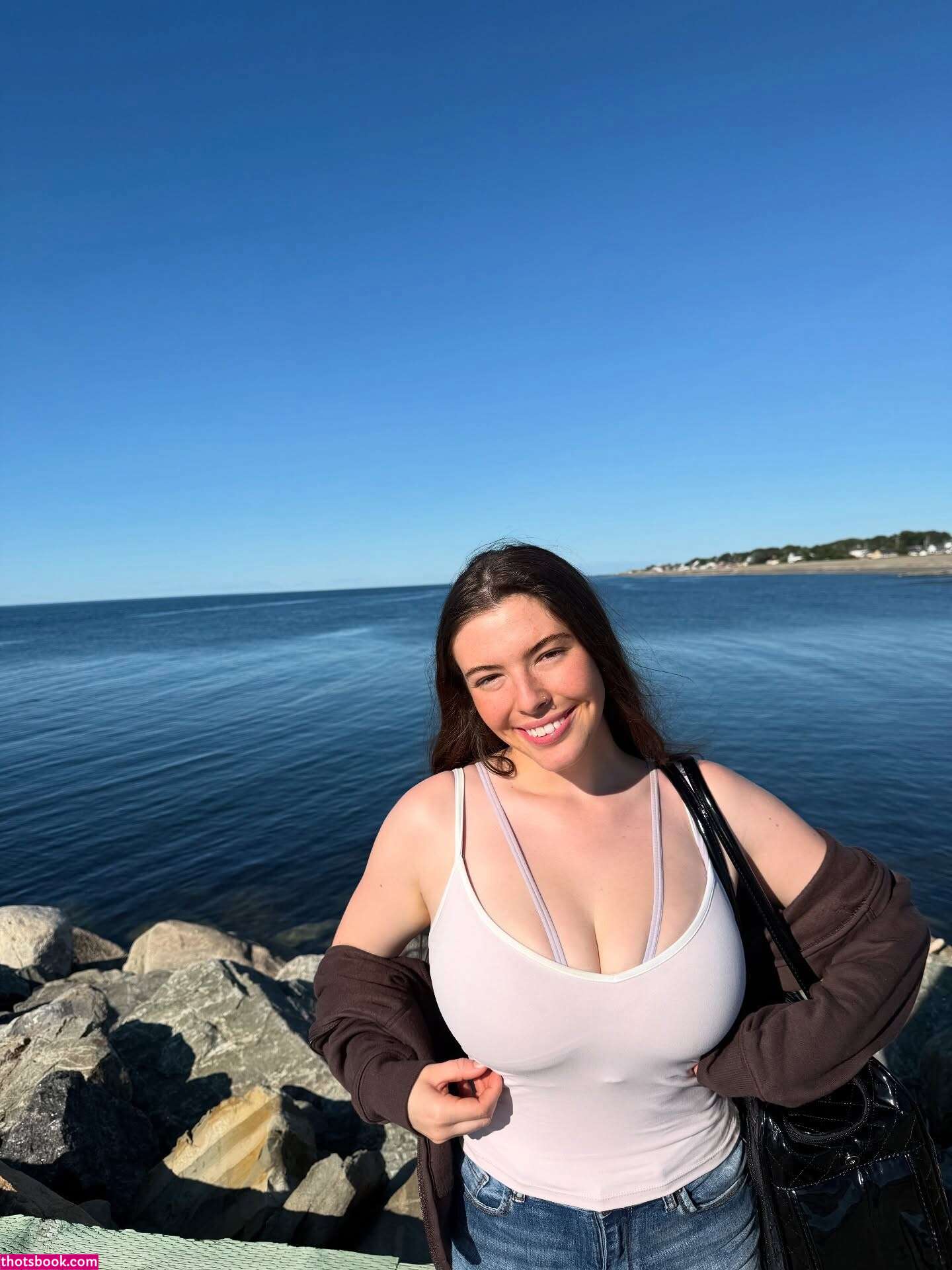 Jazmine Singing Photo #238