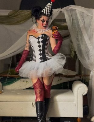 Octavia Marlowe Photo #18