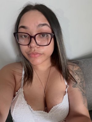 bbycake_sav Photo #11