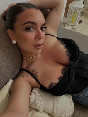 Claudia Dari Post #1