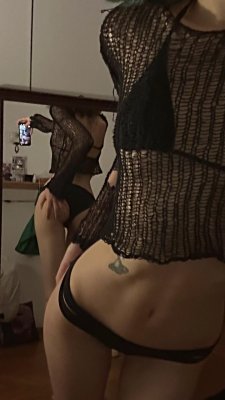Helena Raye Photo #6