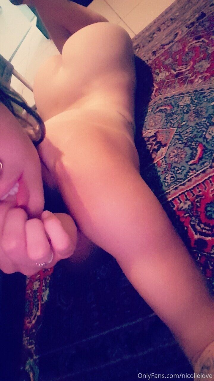 Nicolle Love Photo #102