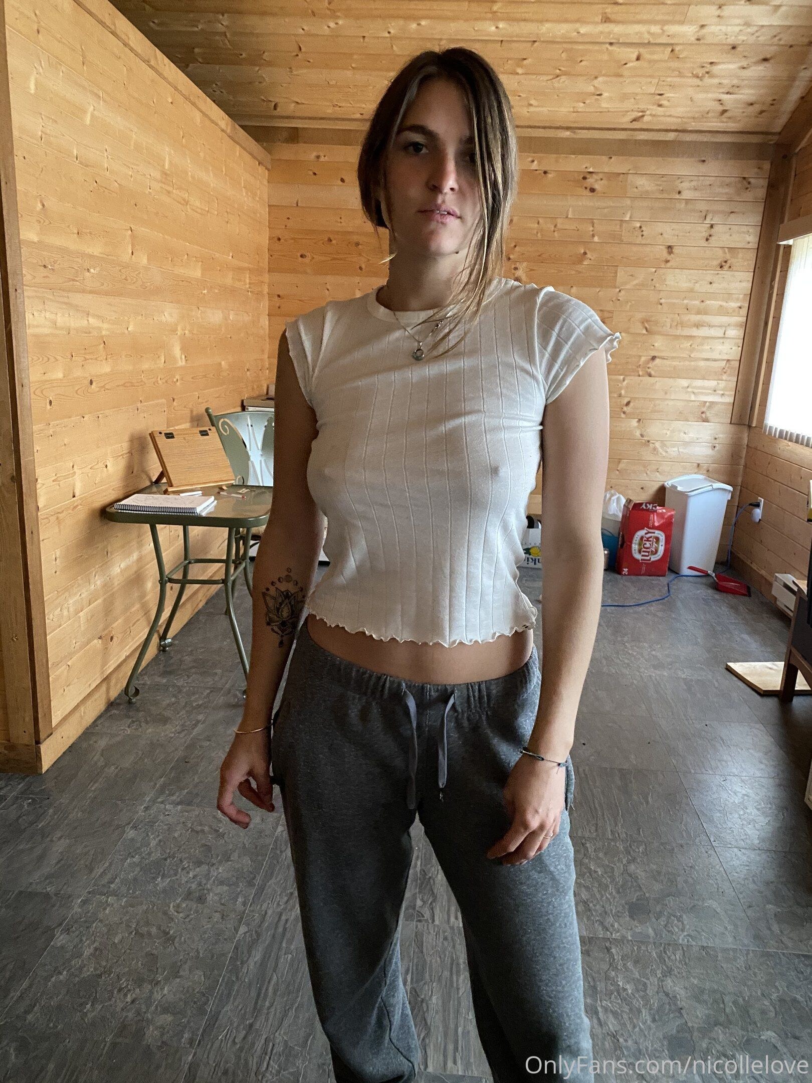 Nicolle Love Photo #199