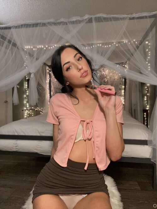 Karly Mergenthaler Photo #253