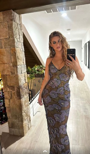 Hannah Stocking Photo #101