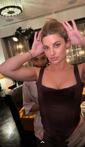 Hannah Stocking Photo #87