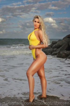 Simone Christensen Photo #14
