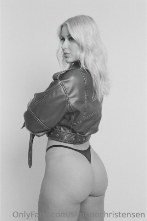 Simone Christensen Photo #130