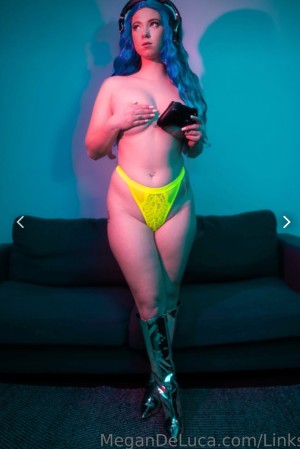 Megan Deluca Photo #69