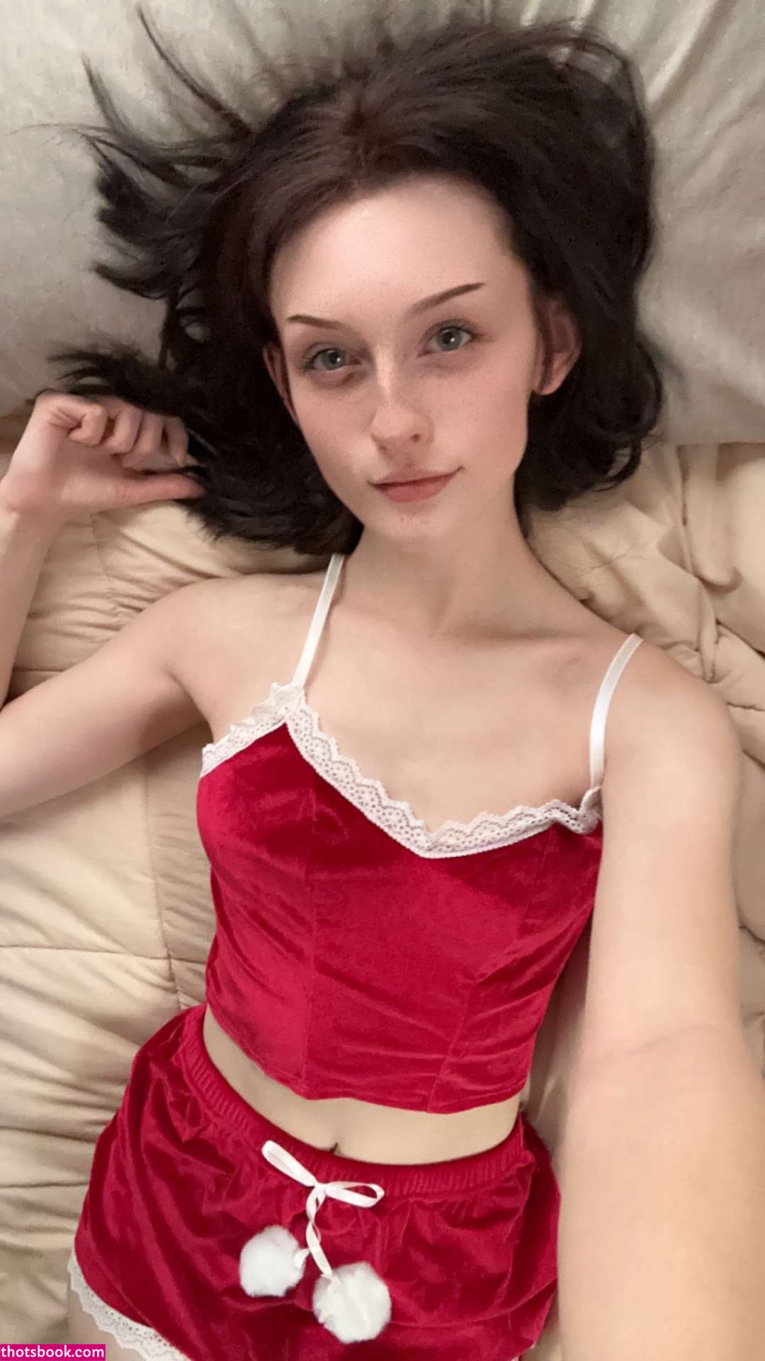 Soggyalien22 Photo #23