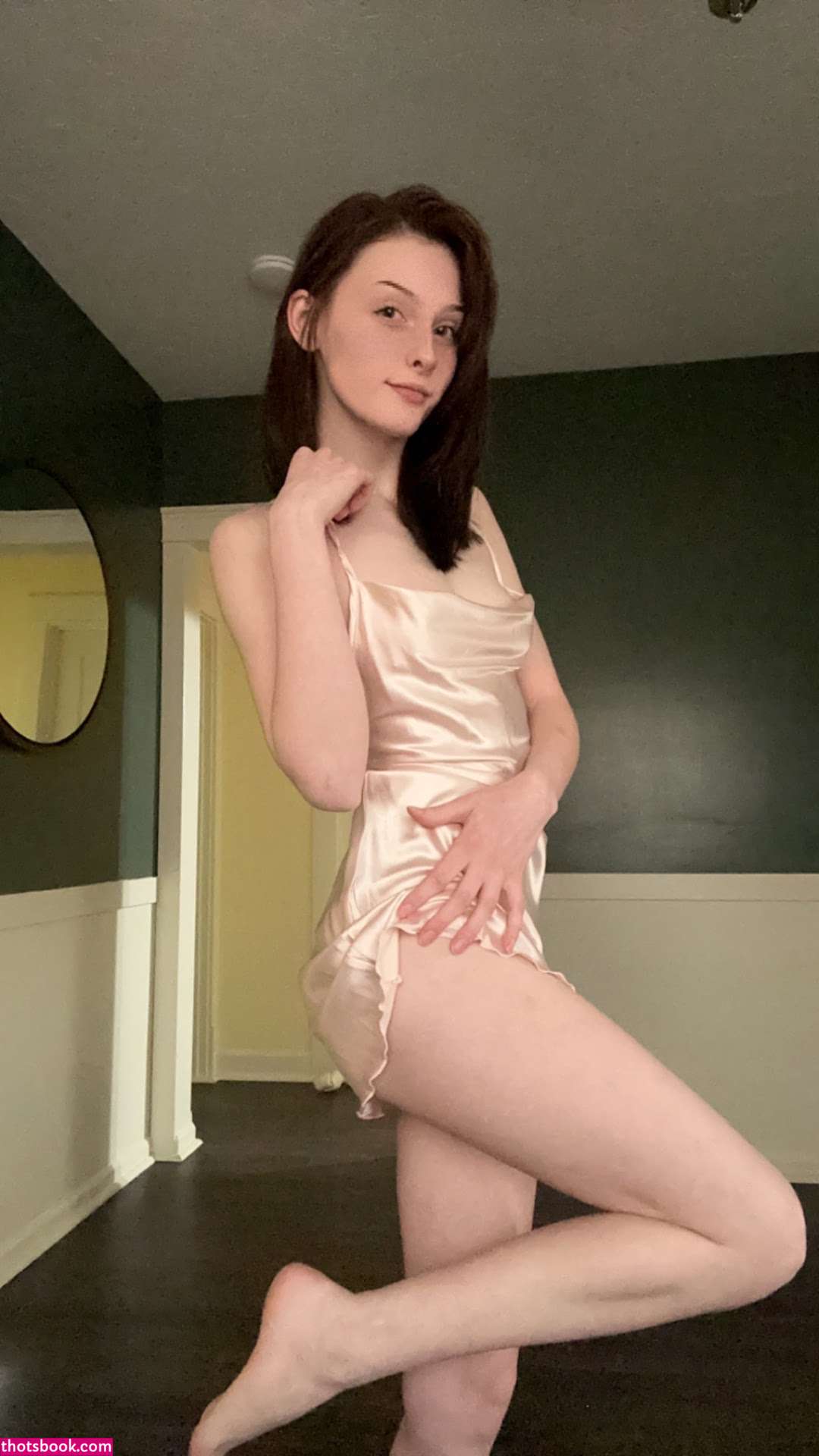 Soggyalien22 Photo #129