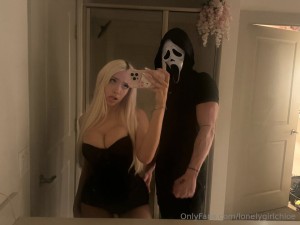 Chloe Collins Photo #28