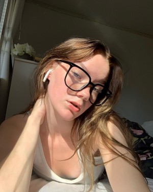 Oona Hiltunen Photo #13