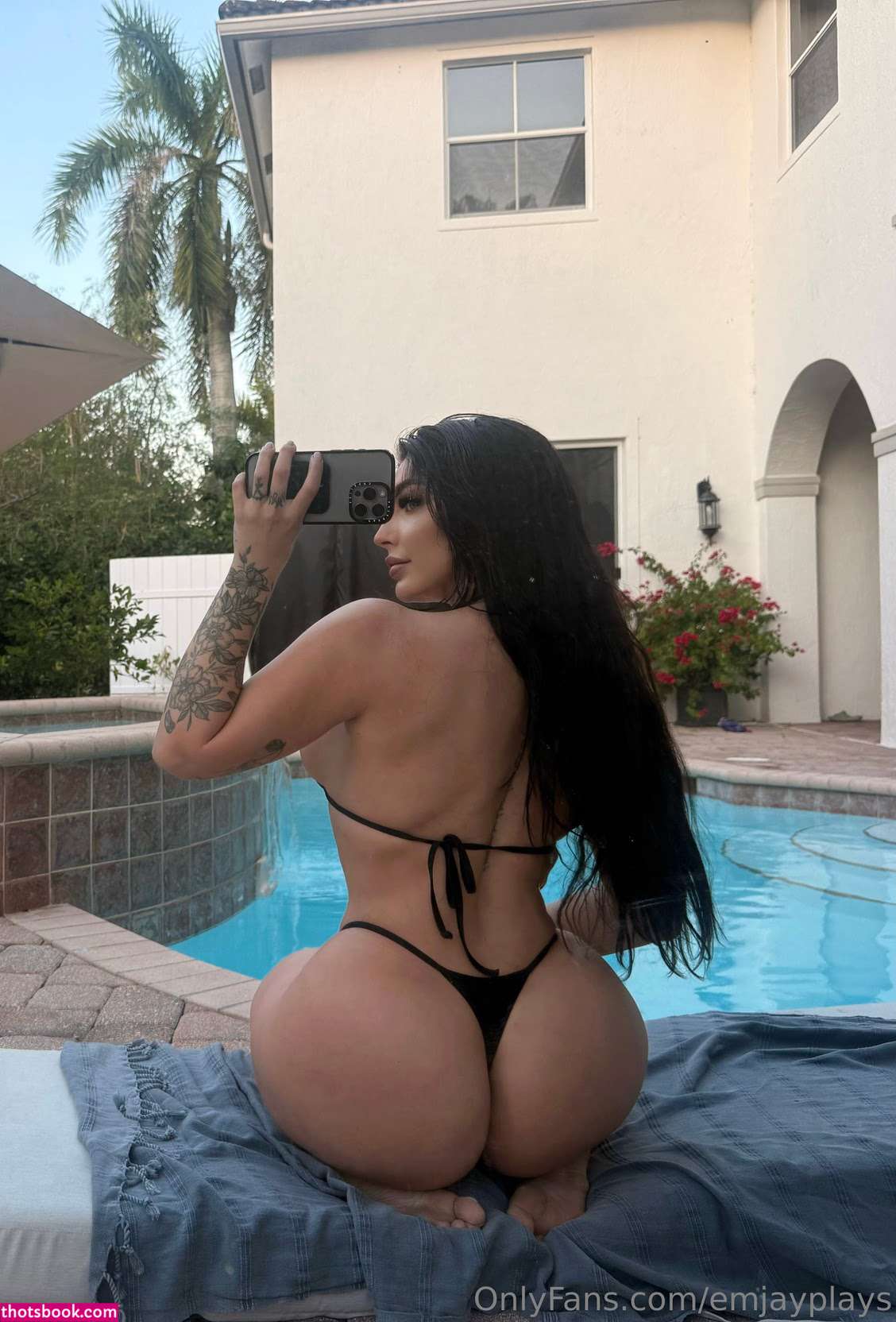 Emily Rinaudo Photo #518