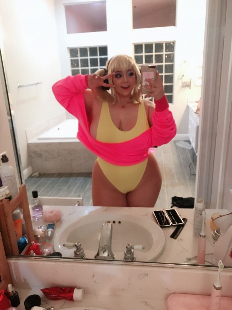 Momokun Photo #64