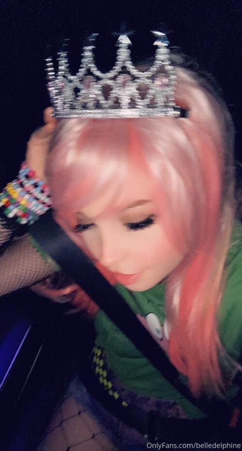 Belle Delphine Photo #2800