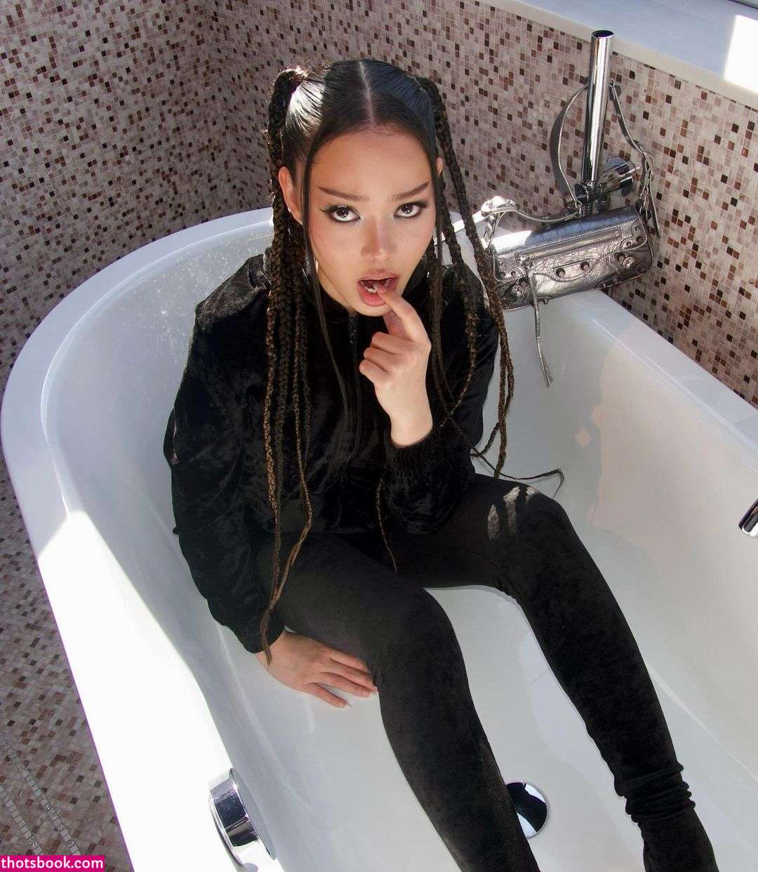 Bella Poarch Photo #258