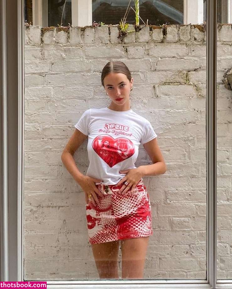 Amelie Manzoli Photo #113
