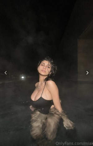 Mia Khalifa Photo #923