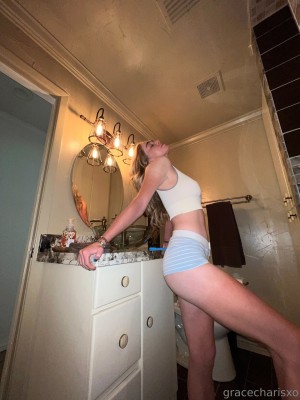 Grace Charis Photo #1432