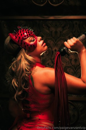 Paige Vanzant Photo #998