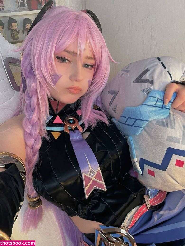 Upminaa Photo #100